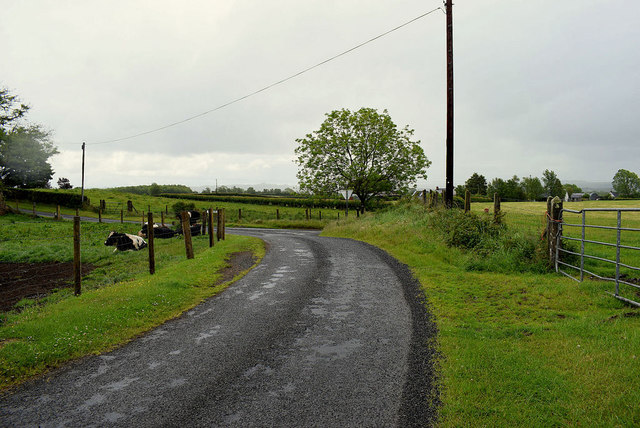 A Sweeping Bend Along Roeglen Road © Kenneth Allen :: Geograph Ireland