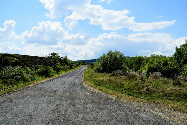 Lenamore Road, Lenamore © Kenneth Allen cc-by-sa/2.0 :: Geograph ...