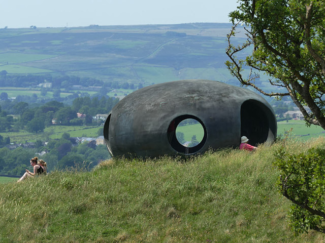 Relaxing beside the Atom Panopticon,... © Stephen Craven cc-by-sa/2.0 ...