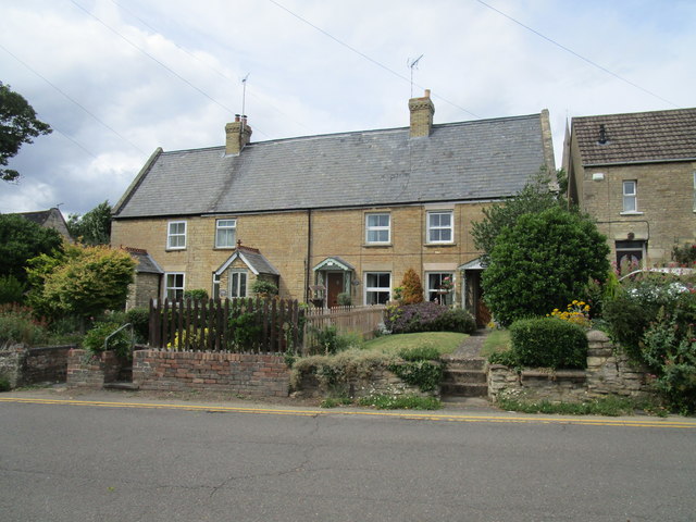 Cottages, Manor Street, Raunds