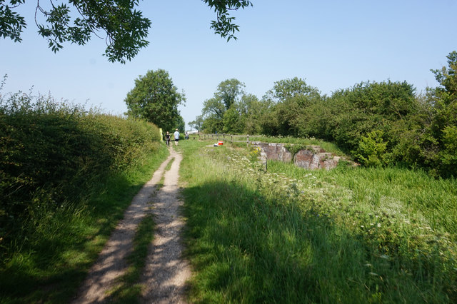 Wilberforce Way at Silburn Lock © Ian S cc-by-sa/2.0 :: Geograph ...