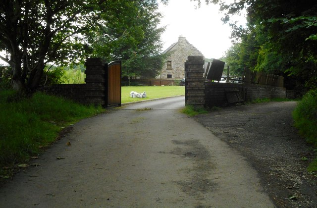 Entrance to Old Mains, Chestnut Lane