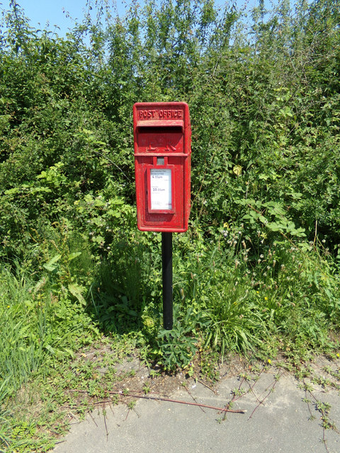 School Road Postbox