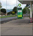 ST3091 : July 5th 2020 BP fuel prices, Malpas Road, Newport by Jaggery