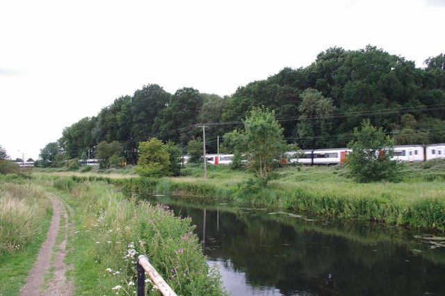 Trains by the Stort Navigation