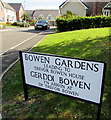 Bilingual name sign on an Overmonnow corner, Monmouth