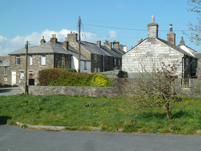 Delabole - houses © Chris Allen cc-by-sa/2.0 :: Geograph Britain and ...