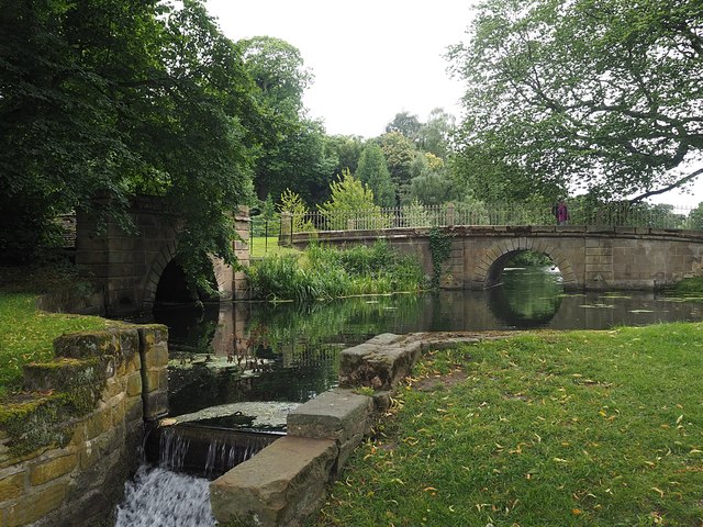 Boathouse and footbridge on the Lower... © Graham Hogg :: Geograph ...