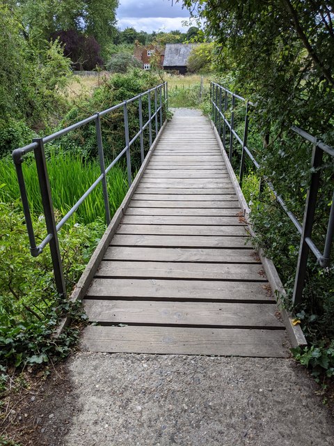 Darent Valley Path - bridge across River Darent