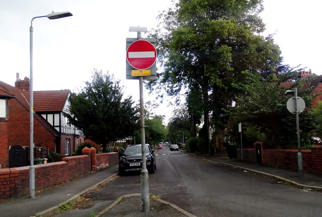 Laycock Avenue from Crompton Way