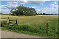 Footpath to Cow Ground Buildings