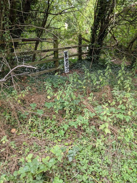 Esso pipeline marker next to Darent Valley Path