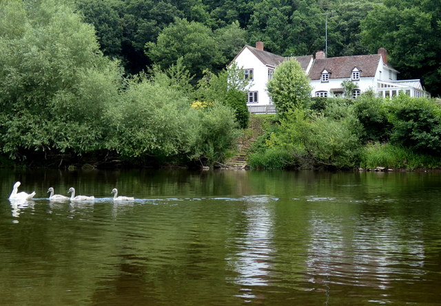 House next to the River Severn