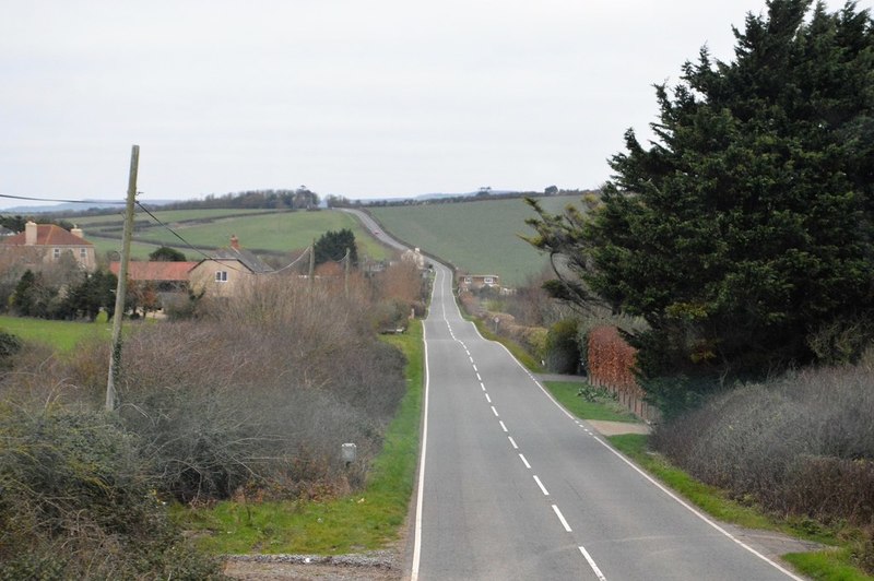 B3157 © N Chadwick cc-by-sa/2.0 :: Geograph Britain and Ireland