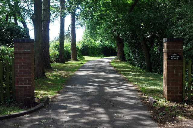 Entrance to Wootton Grange © Stephen McKay cc-by-sa/2.0 :: Geograph ...