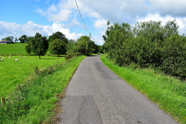 Tullycunny Road, Kiltamnagh © Kenneth Allen cc-by-sa/2.0 :: Geograph ...