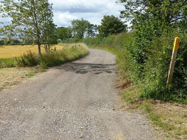 The road from Rudsey Farm