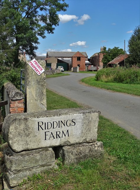 Entrance to Riddings Farm