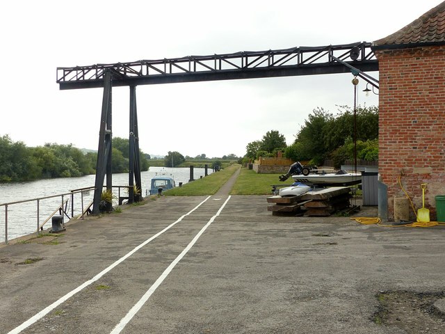 Trentside wharf at Fiskerton