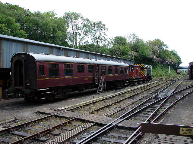 Rolling-stock maintenance at Bodmin © John Lucas :: Geograph Britain ...