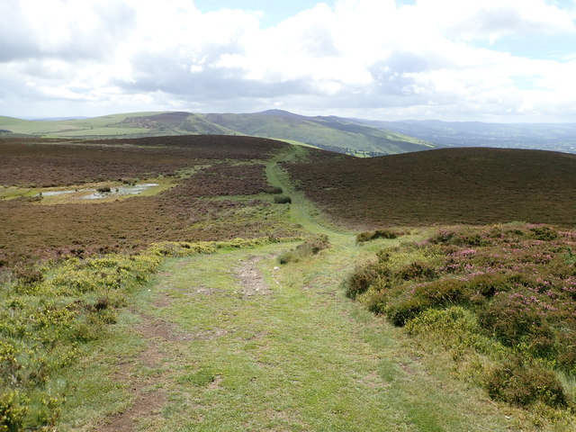 Offa's Dyke Path on the top of Pen y... © Eirian Evans cc-by-sa/2.0 ...