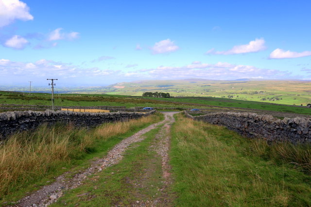 Track to Moudy Mea near Millstone Howe © Andrew Curtis :: Geograph ...