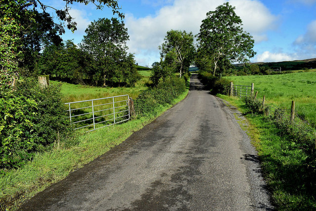 Reaghan Road, Reaghan © Kenneth Allen :: Geograph Ireland