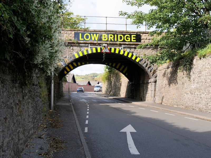 Low Bridge on Well Lane © David Dixon cc-by-sa/2.0 :: Geograph Britain ...