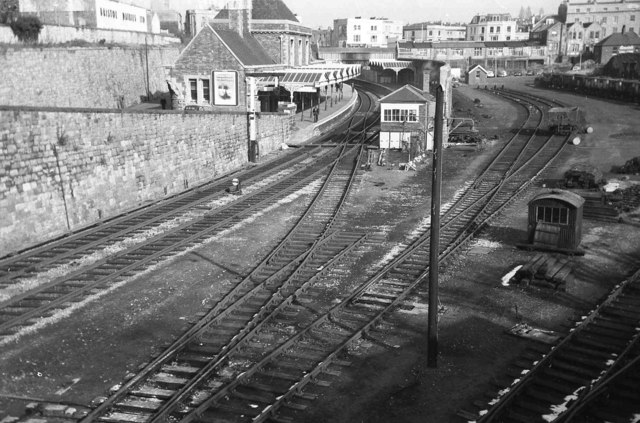 Clifton Down Station from St John's Road bridge