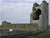 Q9847 : Castles of Munster: Carrigafoyle, Kerry (3) by Garry Dickinson