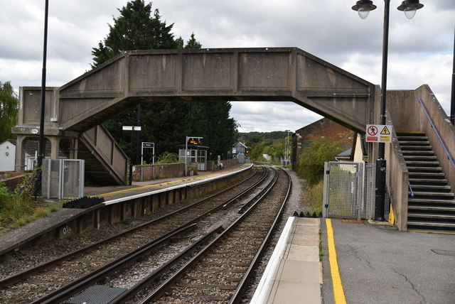 Footbridge, Wateringbury Station