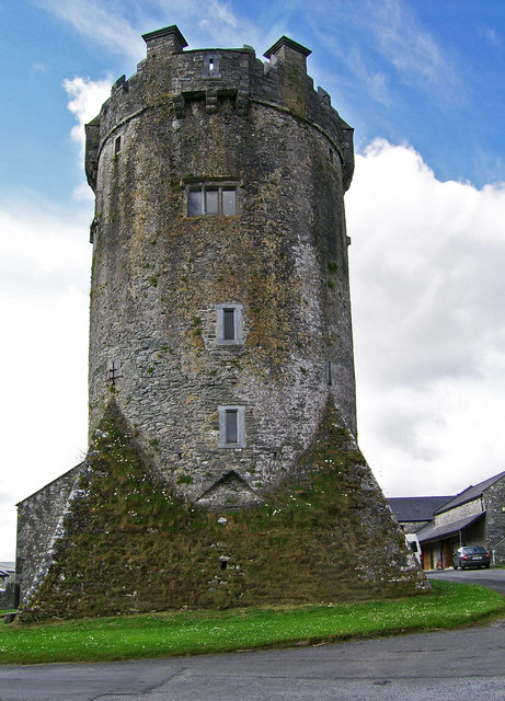 Castles of Munster: Newtown, Clare © Garry Dickinson :: Geograph Ireland