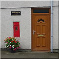 Disused Victorian postbox, Post Office House, Crimond