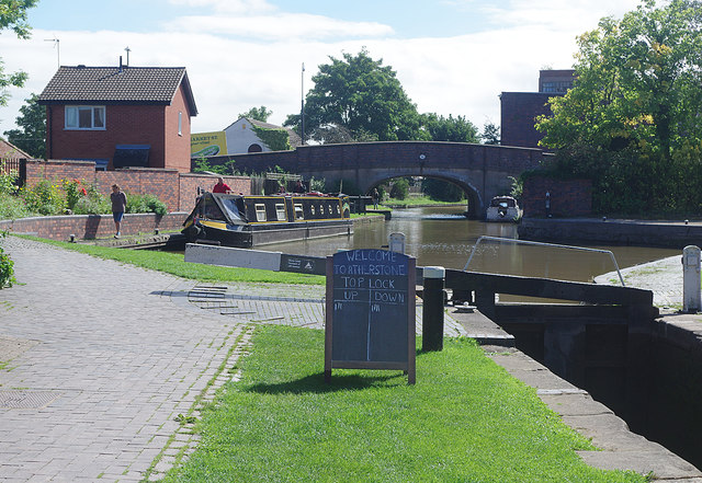 Atherstone Top Lock, Coventry Canal