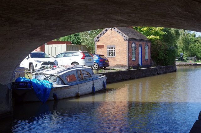Under bridge 41, Coventry Canal