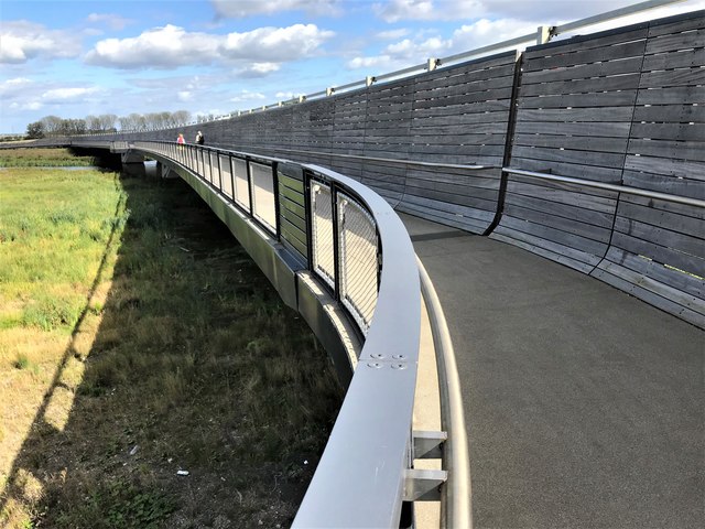 Pedestrian footpath on the Ely southern bypass