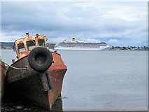 NH7067 : Rust bucket and cruise ship by Gordon Hatton