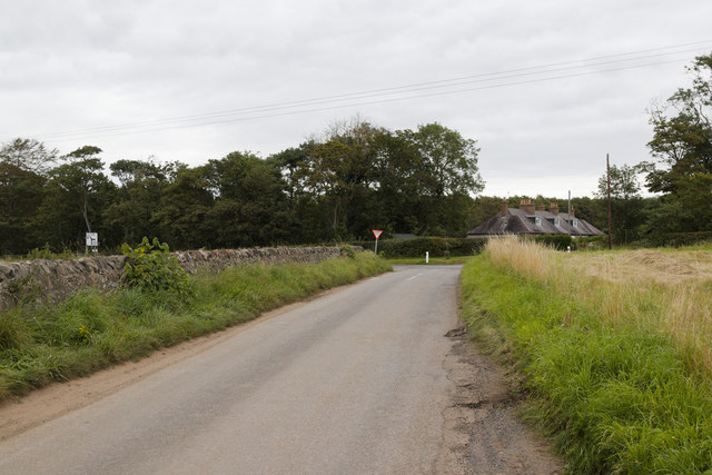Ferry Road approaching the A917