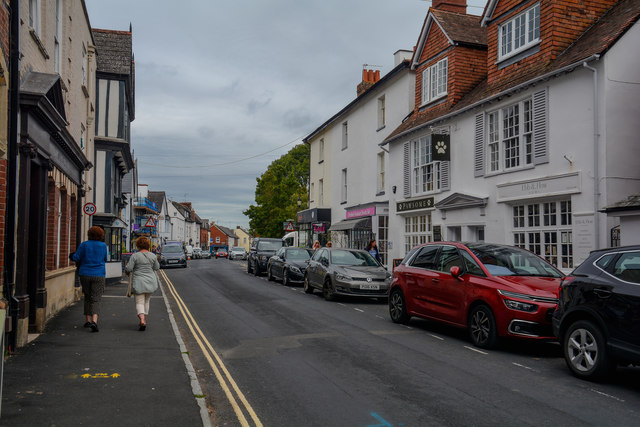 Topsham : Fore Street © Lewis Clarke cc-by-sa/2.0 :: Geograph Britain ...