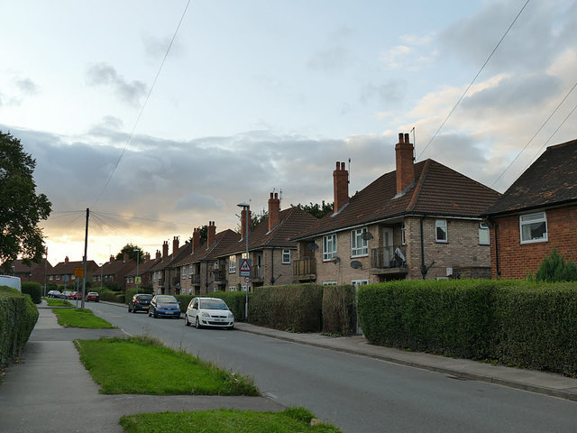 Houses on Stonebridge Grove, Farnley