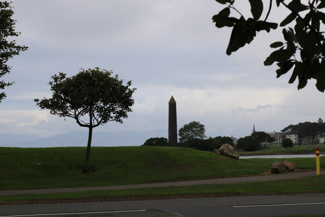 The Pencil Monument, Largs © Billy McCrorie :: Geograph Britain and Ireland