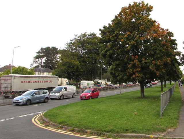 Early autumn 2020 colours, Malpas Road, Newport