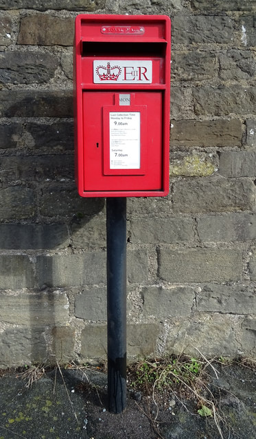 Elizabeth II postbox on the B6265 near... © JThomas cc-by-sa/2.0 ...