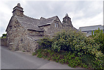 SX0588 : The Old Post Office, Tintagel by habiloid