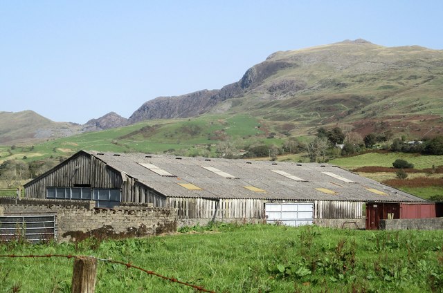 Ysgubor yng Nghwm Pennant / Barn in Cwm Pennant