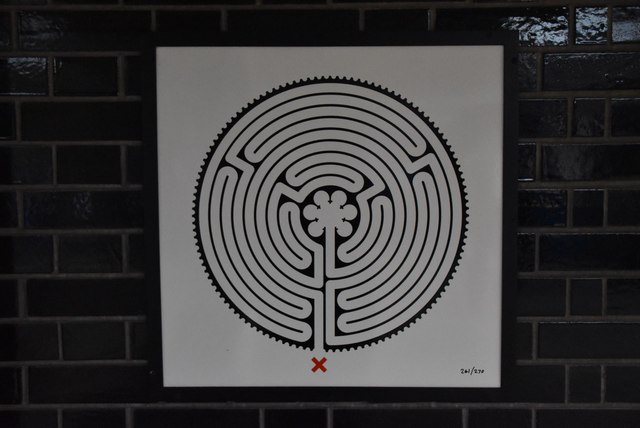 Labyrinth #261, Northfields Station