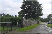 NN7098 : Banchor Cemetery, Newtonmore by Jim Barton