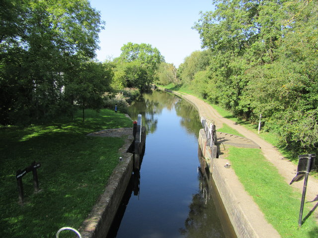 Pilling's Lock looking North