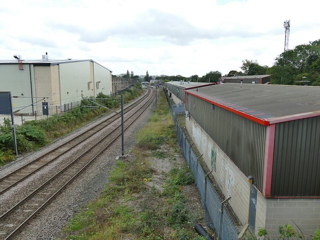 Railway south from Ings Crescent footbridge