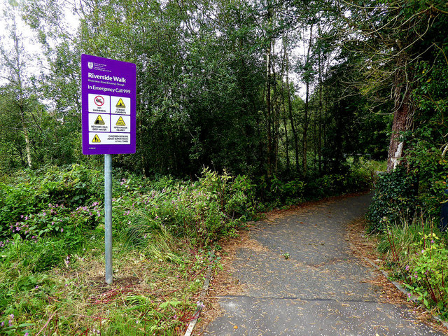 Notice at the start of the pathway at Cranny